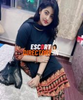 Reena, the dazzling star of Lajpat Nagar escorts